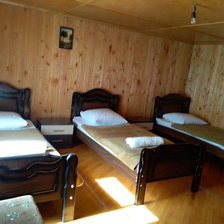 Guest House Anisa Birkiani Exterior foto