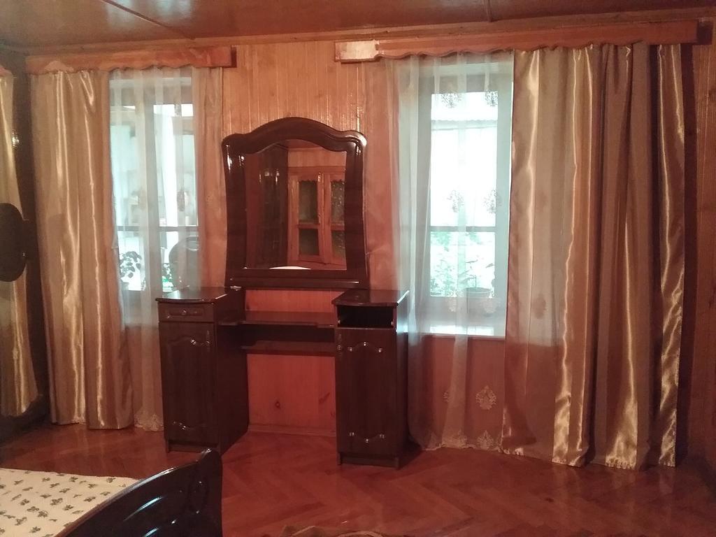 Guest House Anisa Birkiani Exterior foto
