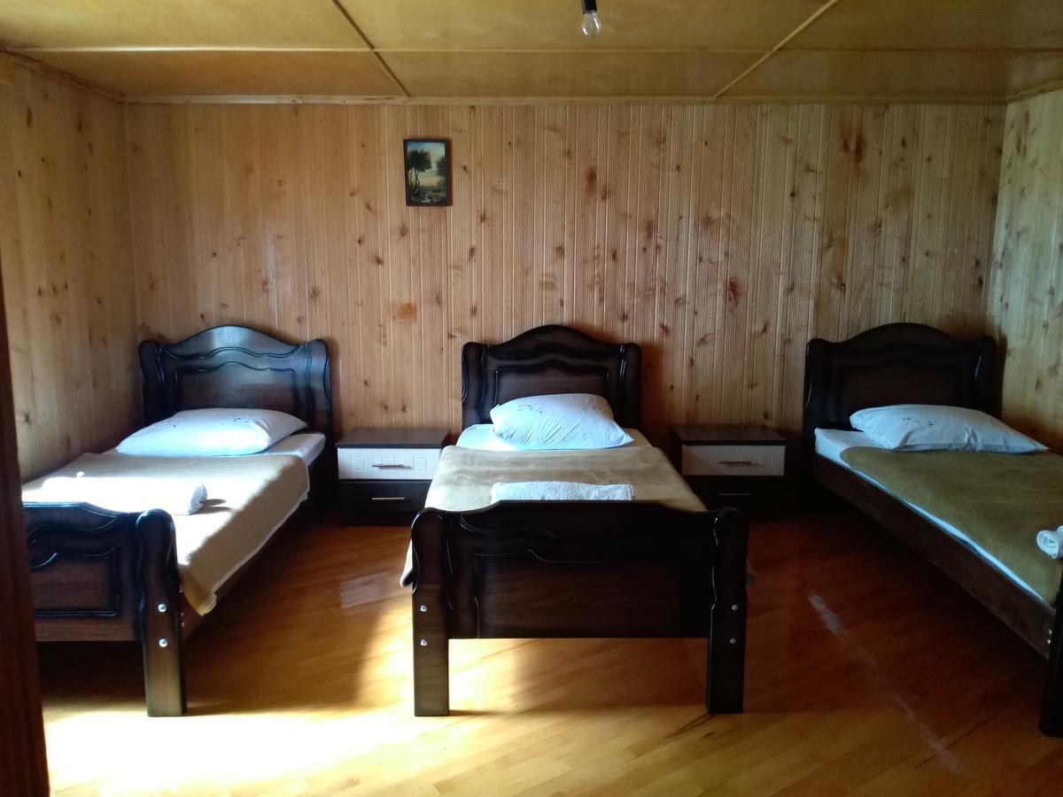 Guest House Anisa Birkiani Exterior foto